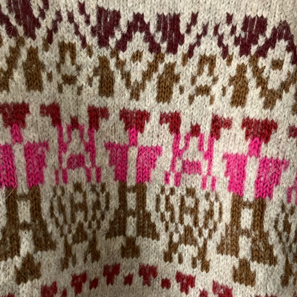Velvet by Graham and Spencer Sweater NWOT - Picture 2 of 4